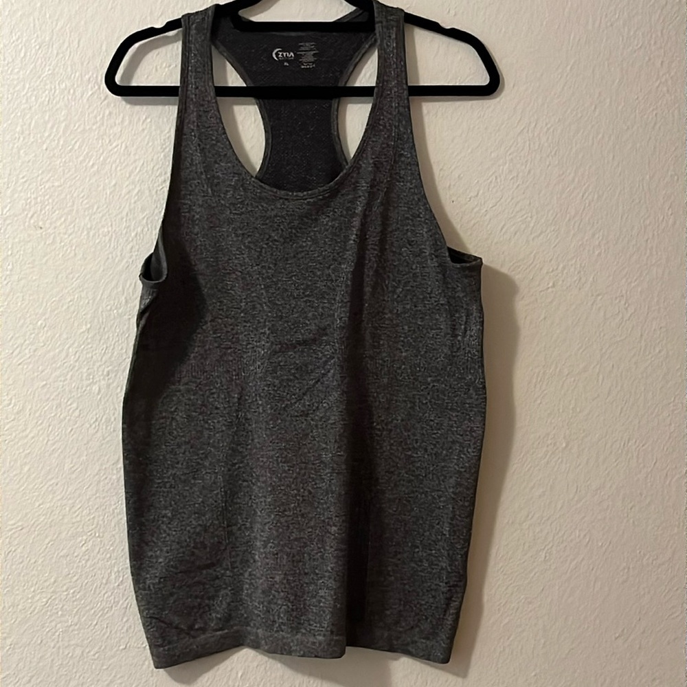 Zyia racer back tank